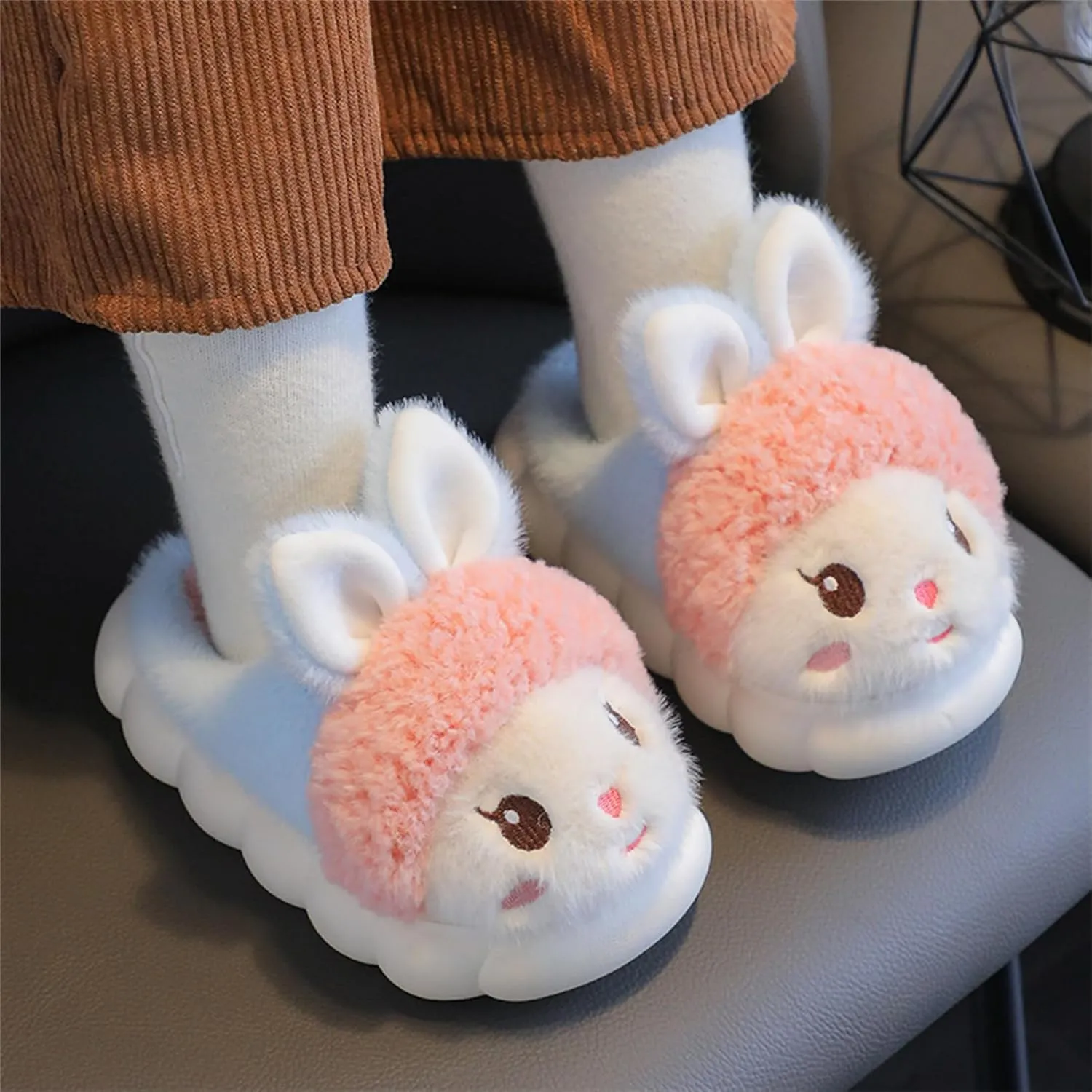 Animal slippers for women Cute rabbit slippers Soft warm winter home plush cotton slippers Cotton shoes