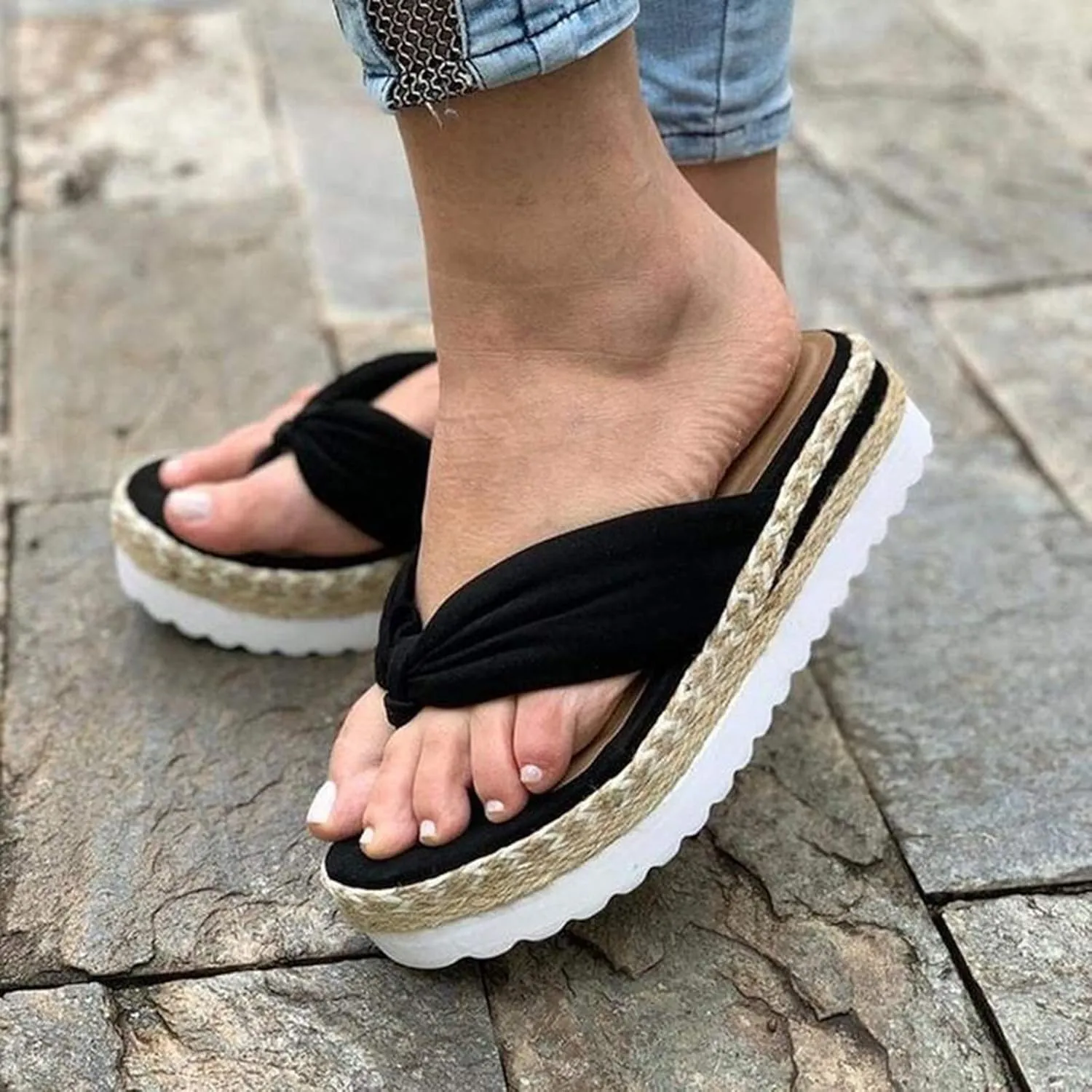 Eduavar Sandals for Women Dressy Summer, Women's Sandals Summer Beach Breathable Sandals Flip Flops Comfy Platform Sandals