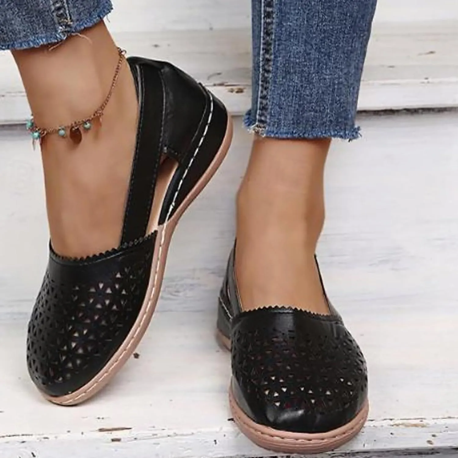Eduavar Summer Sandals for Women 2023, Sandals Women Comfortable Close Toed Sandals Lace-up Flat Strap Sandals Shoes