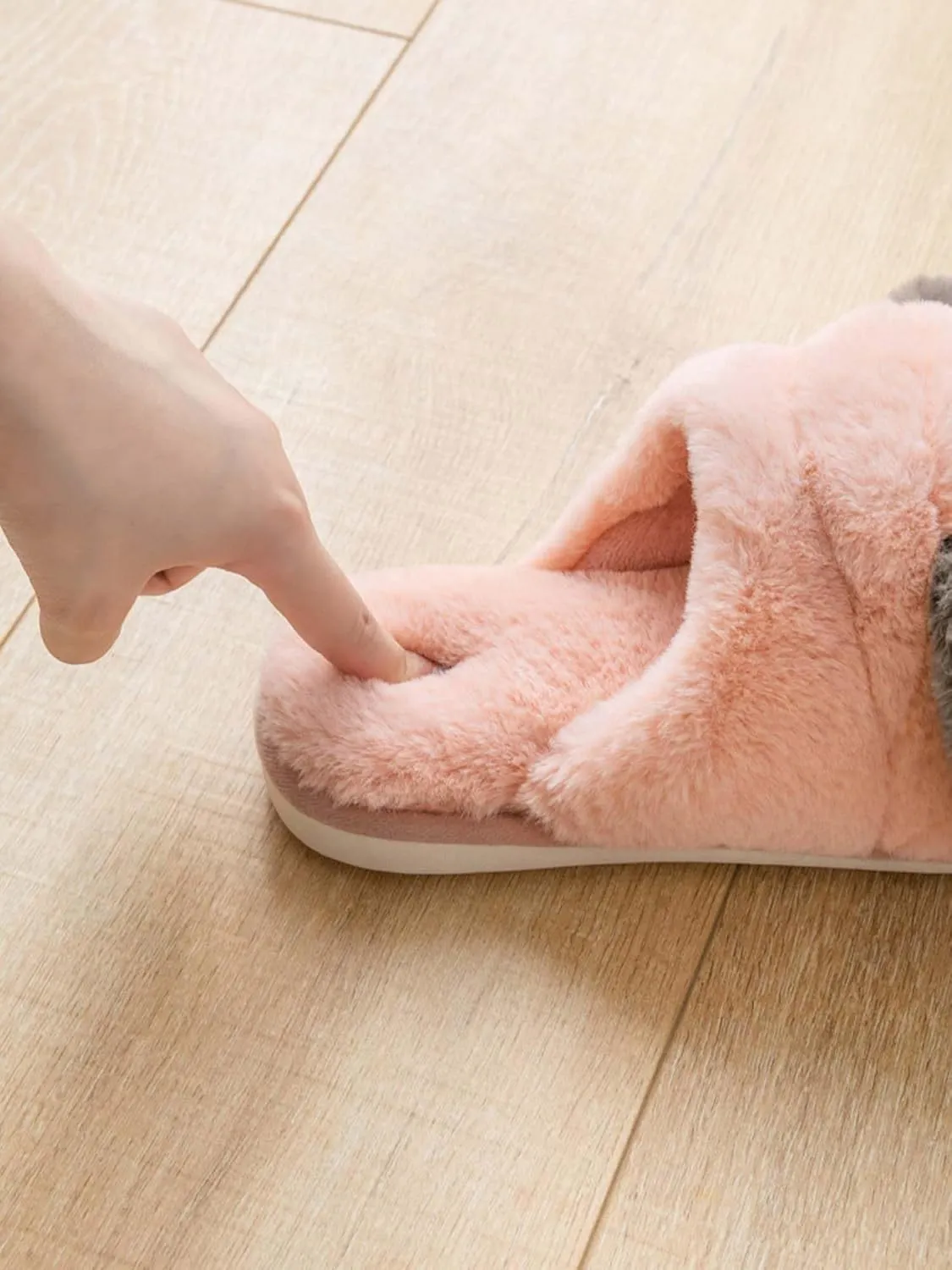 Hopelong Women Slippers,Bunny Slippers for Women,Cute Bunny Ear Slippers,Cute Fuzzy Slippers,Indoor Women Animal Slippers