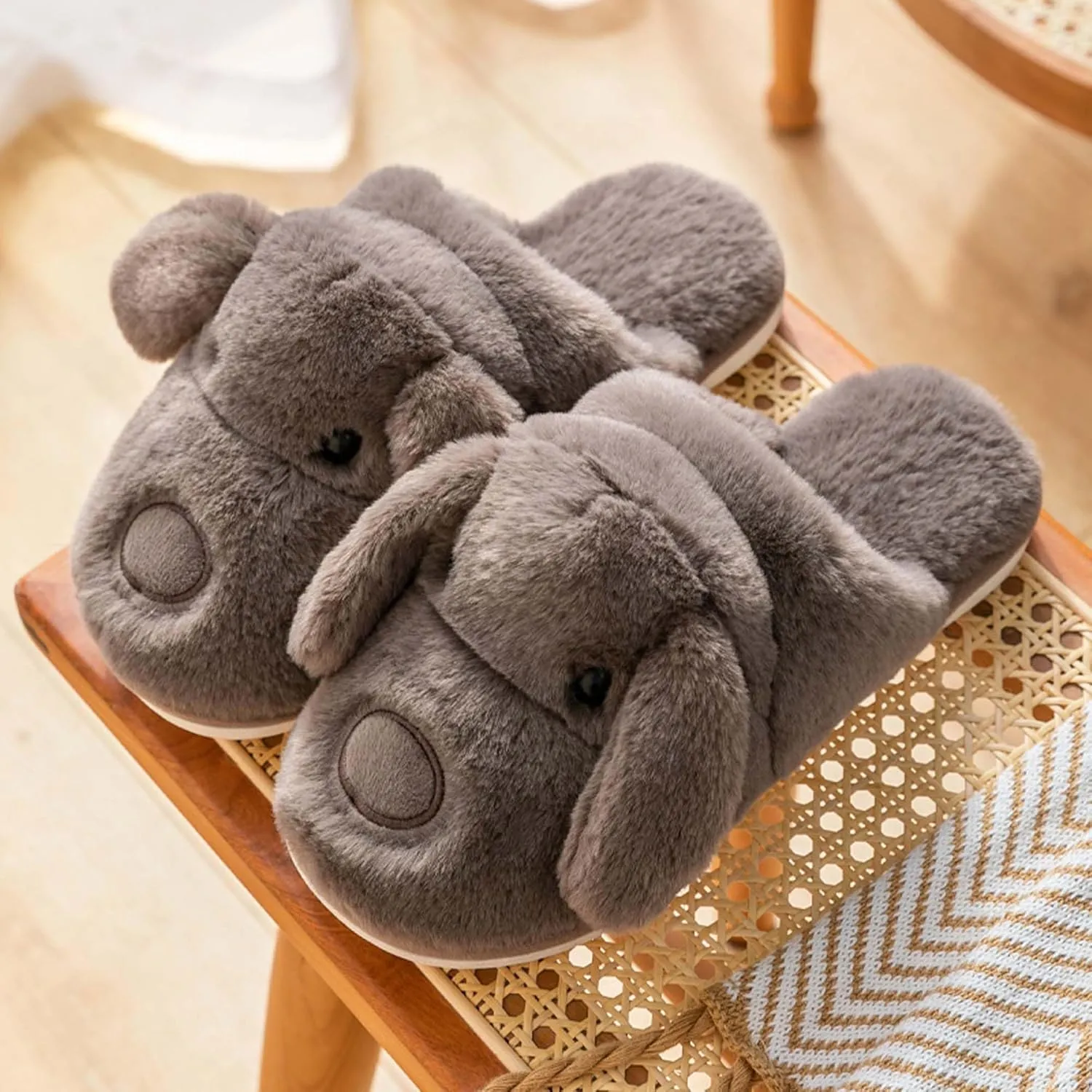 Hopelong Women Slippers,Bunny Slippers for Women,Cute Bunny Ear Slippers,Cute Fuzzy Slippers,Indoor Women Animal Slippers