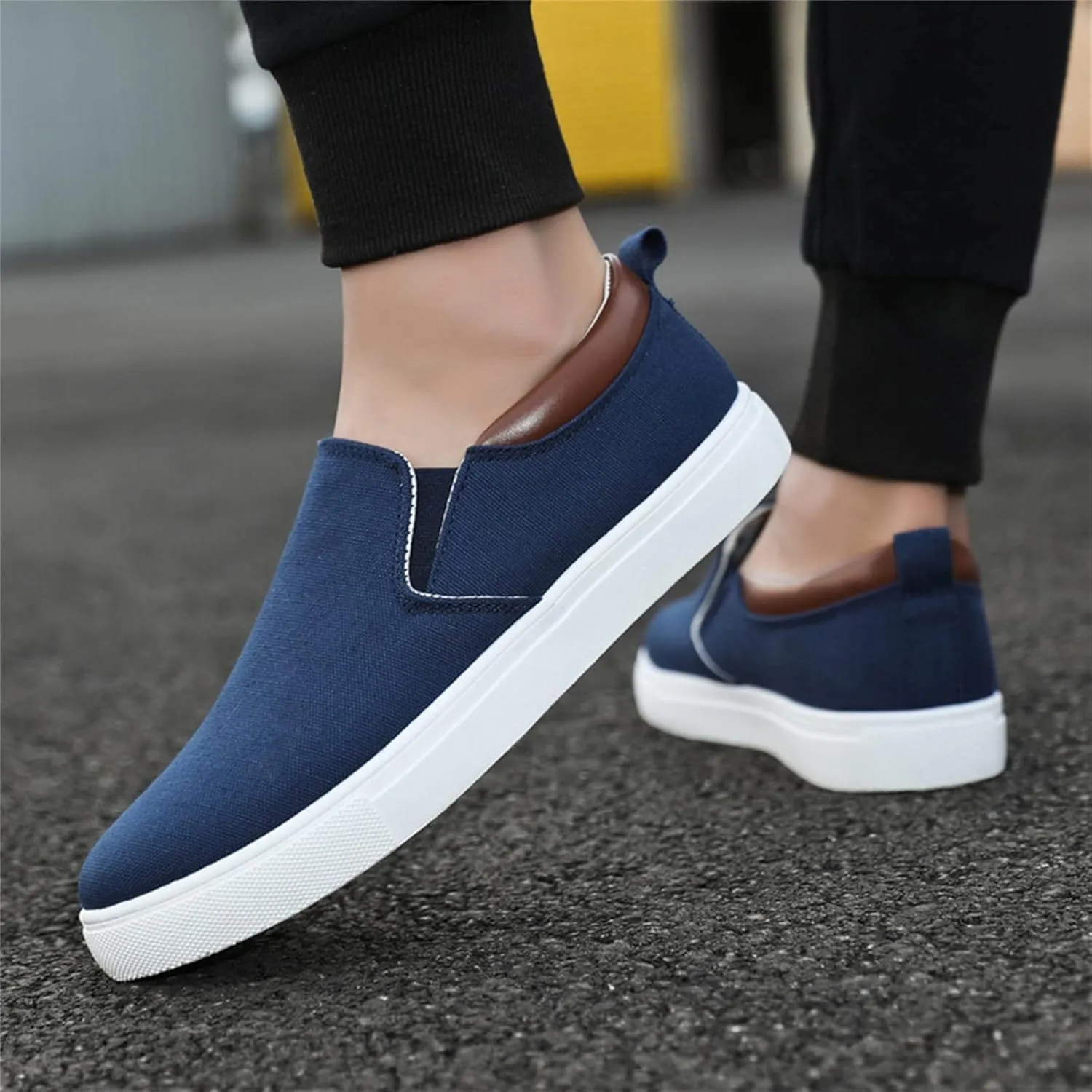 Men's Stretch Memory Foam Shoes Breathable and Light Outdoor Comfy Walking Shoe Business Casual Versatile Shoes