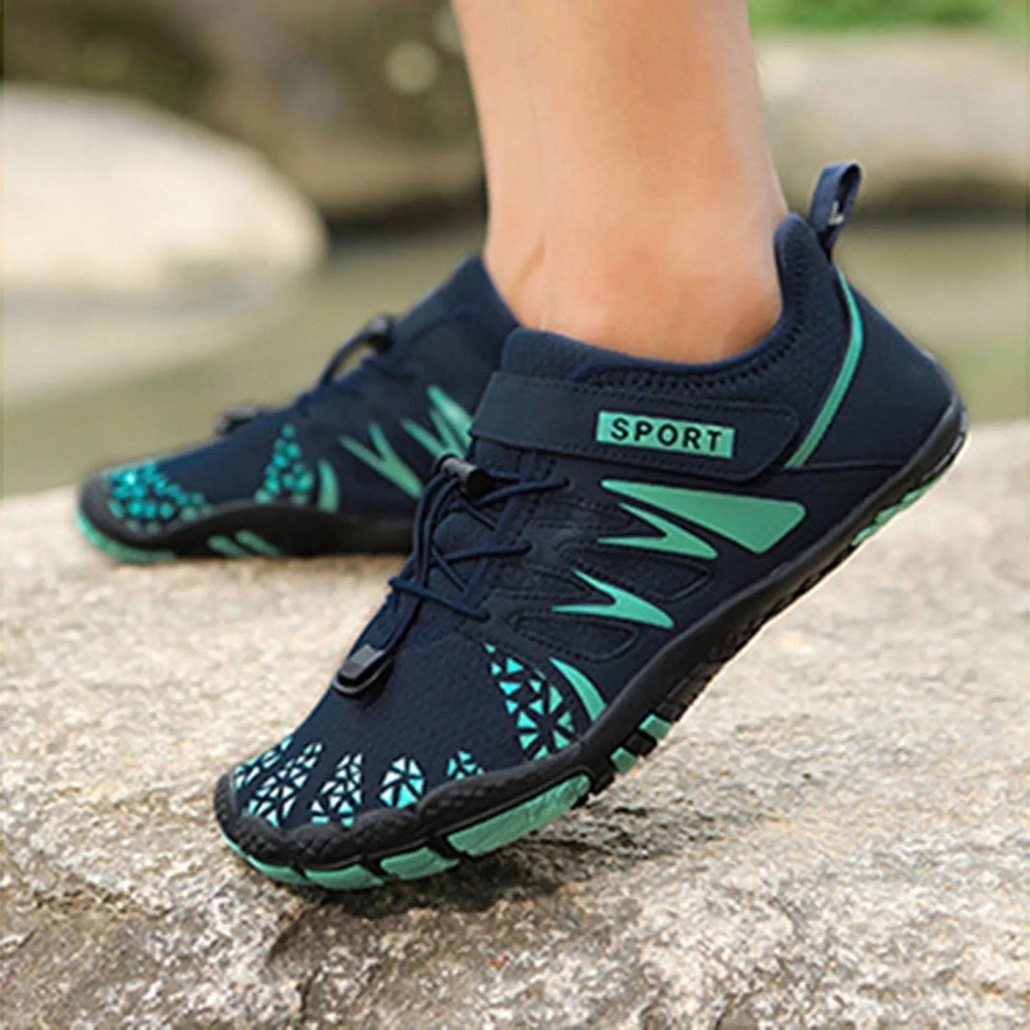 Quick Dry Aqua Shoes for Water Sports Men Women Barefoot Swim Beach Pool Surf Hiking Kayaking Diving Yoga Lightweight Design
