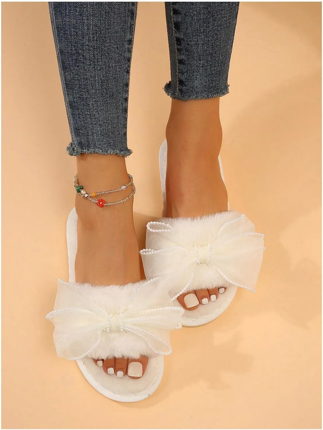 Verdusa Women's Pearls Open Toe Fuzzy House Slippers Faux Fur Bedroom Shoes