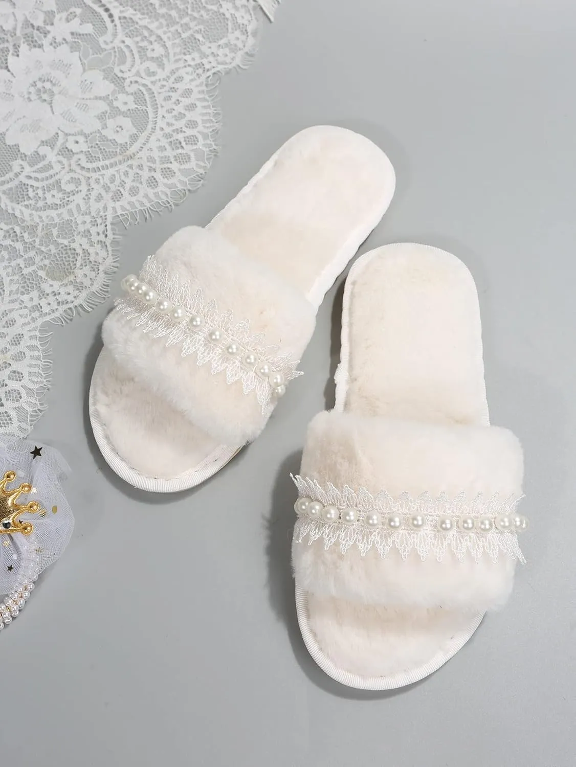 Verdusa Women's Pearls Open Toe Fuzzy House Slippers Faux Fur Bedroom Shoes