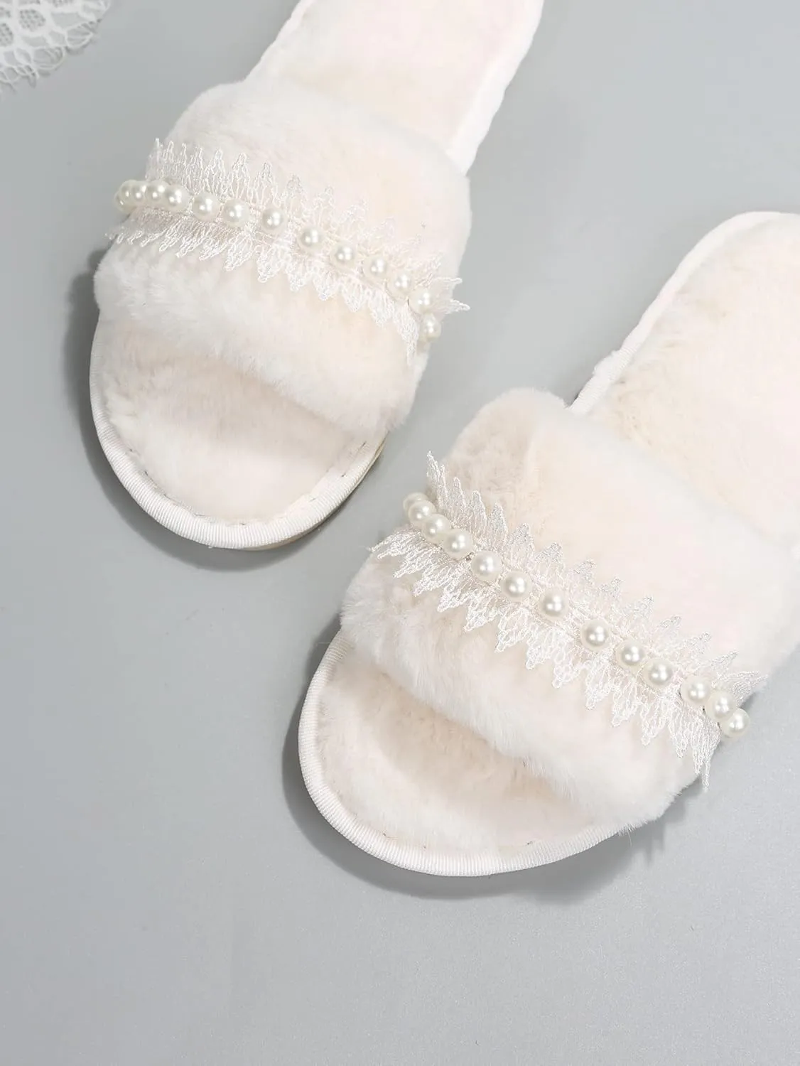 Verdusa Women's Pearls Open Toe Fuzzy House Slippers Faux Fur Bedroom Shoes