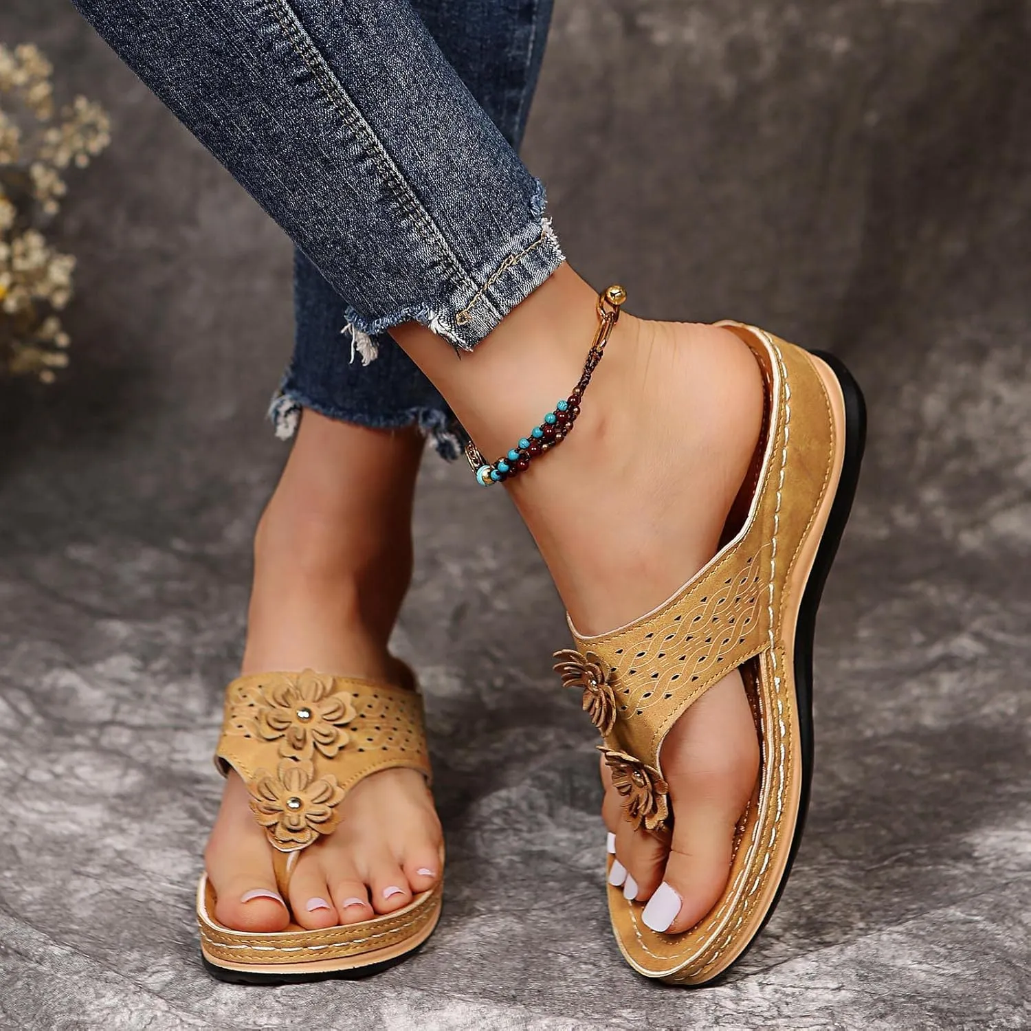 Walking Sandals Women, Women's T-Strap Sandals Vintage Boho Flat Sandals Dress Shoes Outdoor Beach Flip Flops