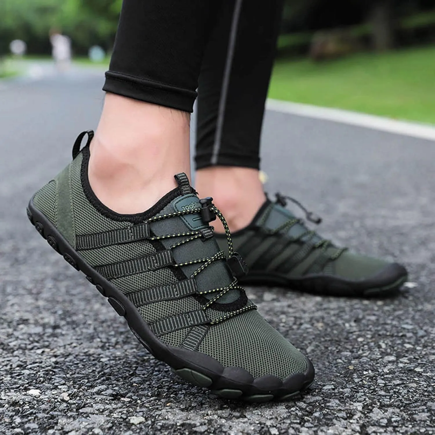 Water Shoes Men Wide Breathable Non Slip Athletic Water Shoes for Hiking Water Shoes for Men Wide Width Outdoor Water Sandal for Water Sports Travel Walk