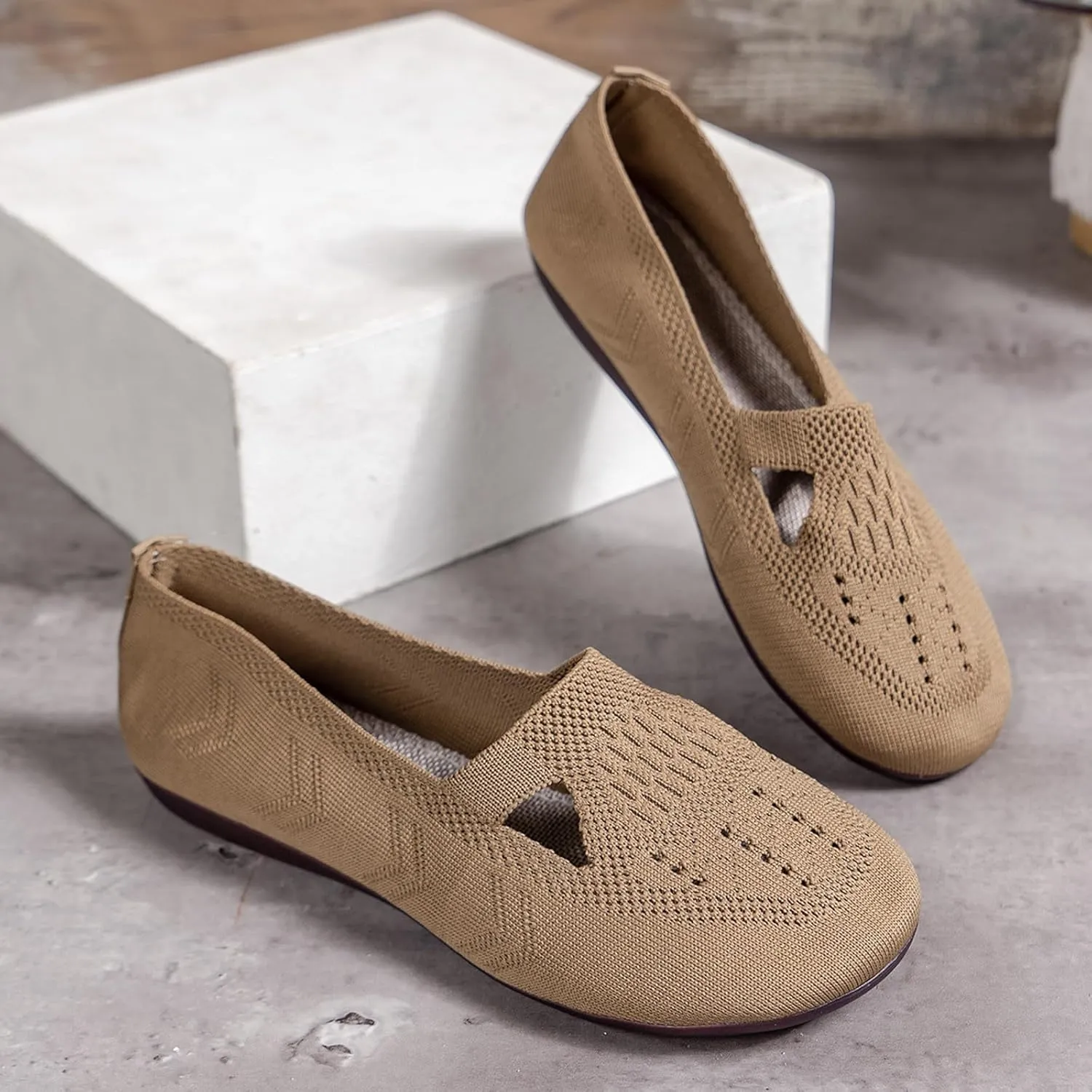 Women's Slip on Loafer Shoes - Mesh Casual Ballet Flat Nurse Walking Sneakers Casual Hollow Out Memory Foam Shoes