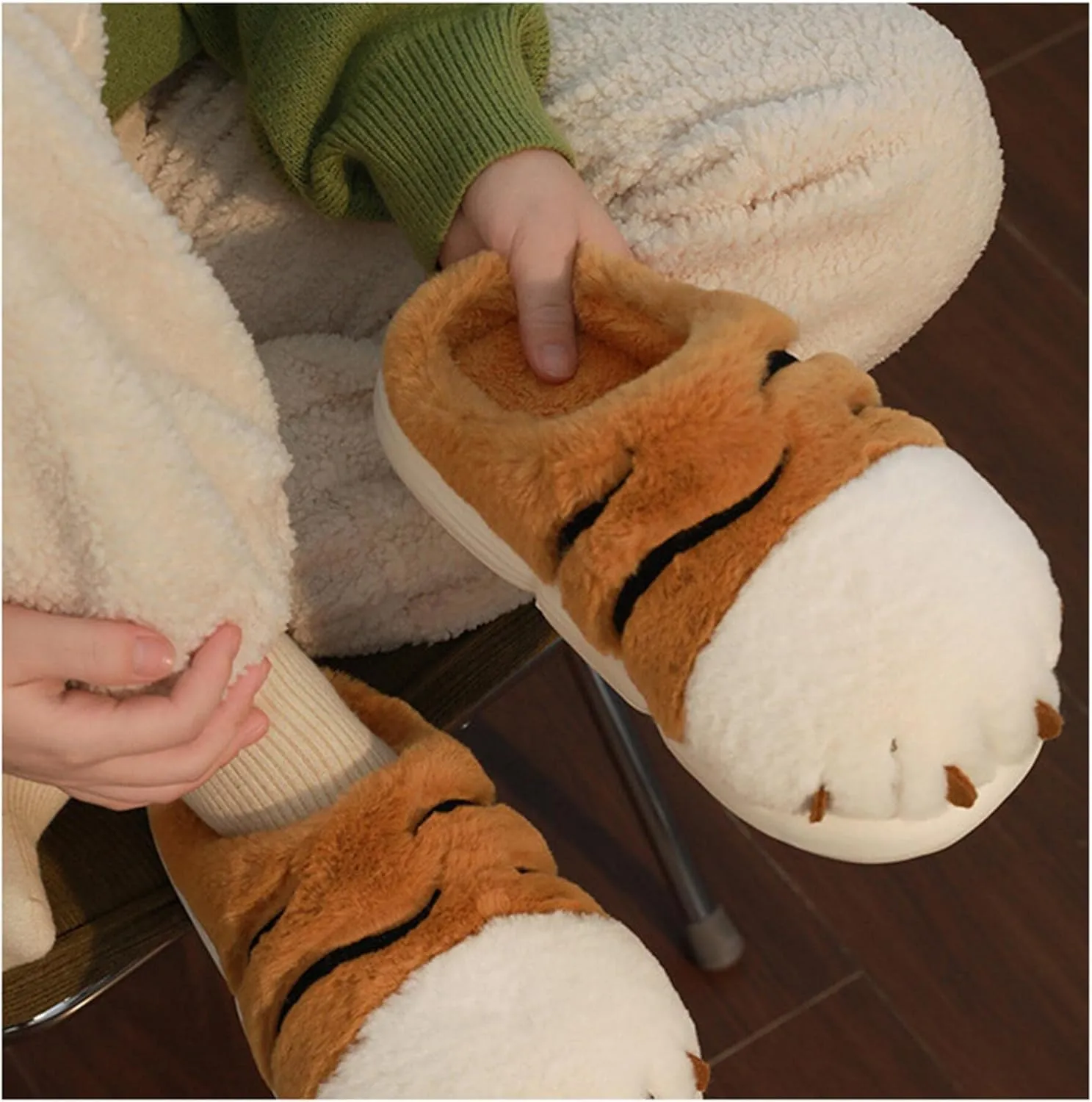 YILANLAN Women's Cute Pig Animal Cow Winter Warm Soft Plush Home Cotton Slippers